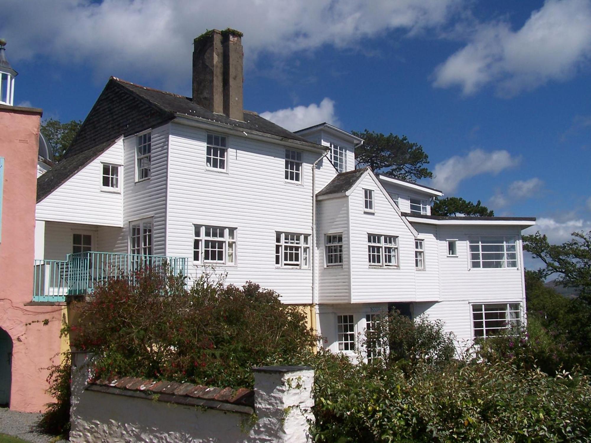 Portmeirion Village & Castell Deudraeth Портмадог Екстериор снимка