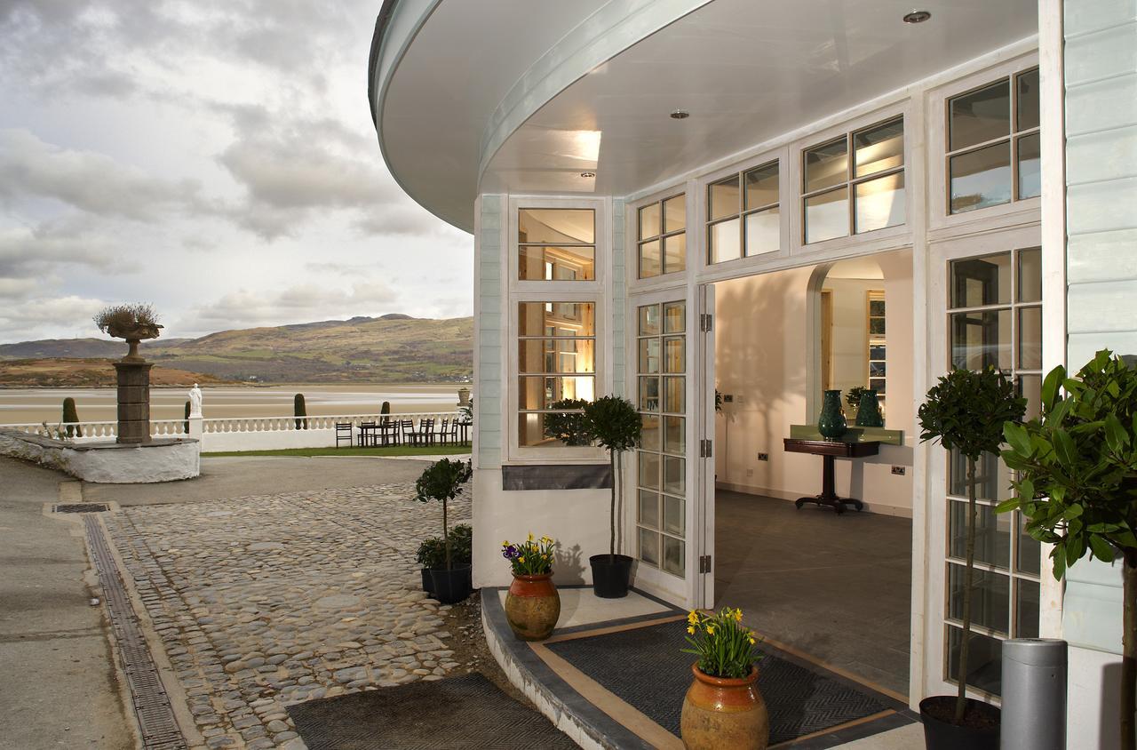 Portmeirion Village & Castell Deudraeth Портмадог Екстериор снимка